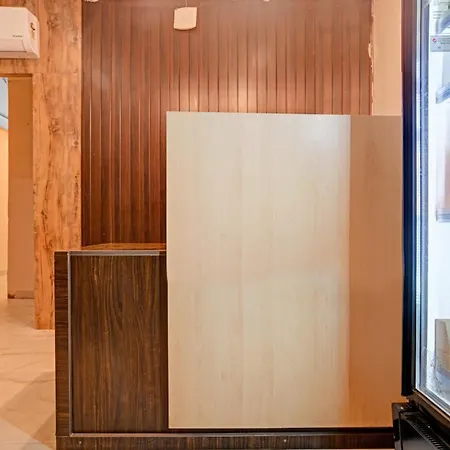 Super Townhouse Hotel O Benchmark-3