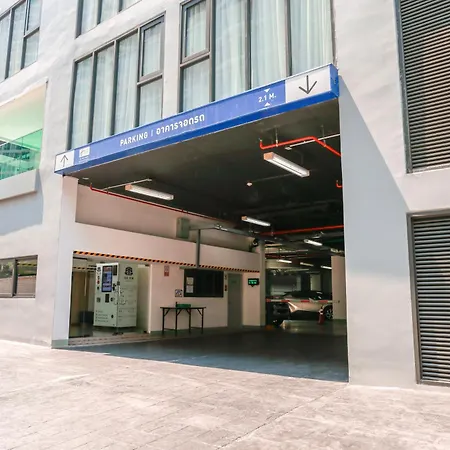 Holiday Inn Express & Suites Bangkok Central Pier By Ihg-2