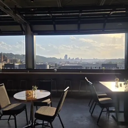 Tryp By Wyndham Pittsburgh/Lawrenceville-3