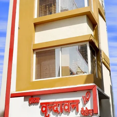 Hotel Vrandavan Palace Near Mahakal Temple-2