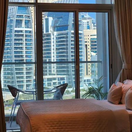 Studio One Stunning Marina View - Tie-2