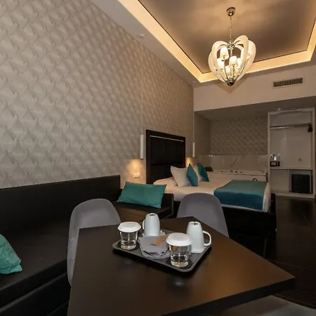Luna Luxury Bed And Breakfast-3
