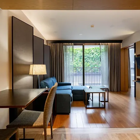 Arcadia Suites Ploenchit Bangkok-3