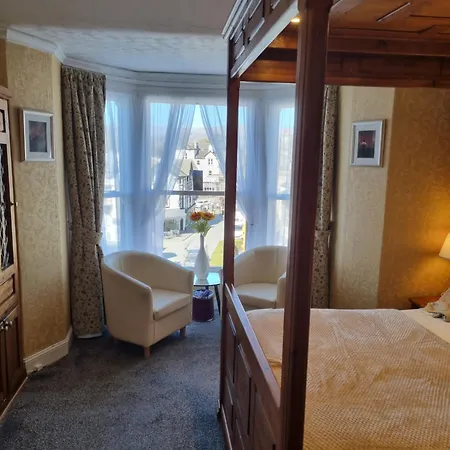 Virginia Cottage Guest House-2