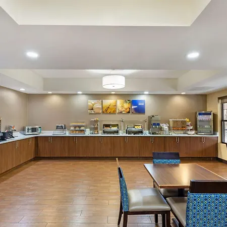 Comfort Suites Hanes Mall-2