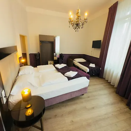 Hotel Pension Baron Am Schottentor-2