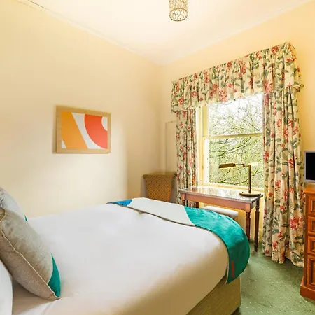 Oyo Bailbrook Lodge, Bath-3