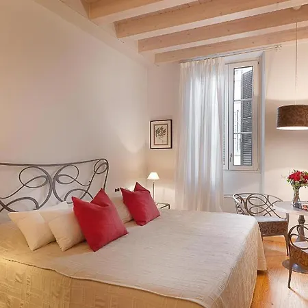 Boutique Room-3