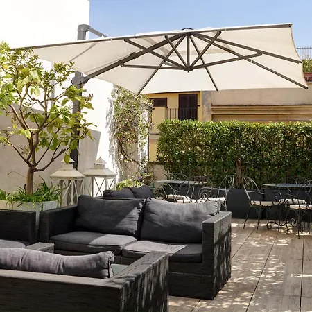 Terrace Pantheon Relais-3
