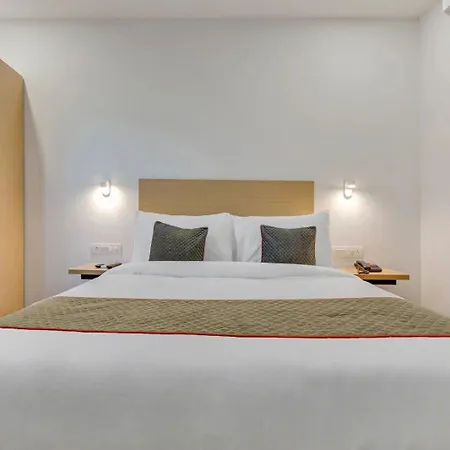 Hotel King Plaza Near Igi Airport-2
