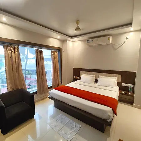 Hotel Home Town Puri Near Golden Beach And Temple - Fully-Air-Conditioned-With-Lift-Wifi-Home Style-Food Menu-And Parking Facilities - Book Now-3