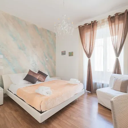 Rione Monti Suites-3