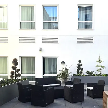 Maldron Hotel Brighton City Centre-2