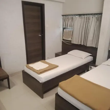 Hotel Tirupati Residency Surat-2