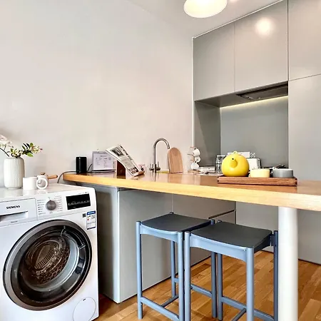 Base-Shanghai Suhe Serviced Apartment, Near East Nanjing Road & People'S Square-3