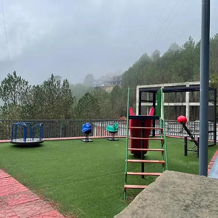 Claret Inn & Suites - Dalhousie-2