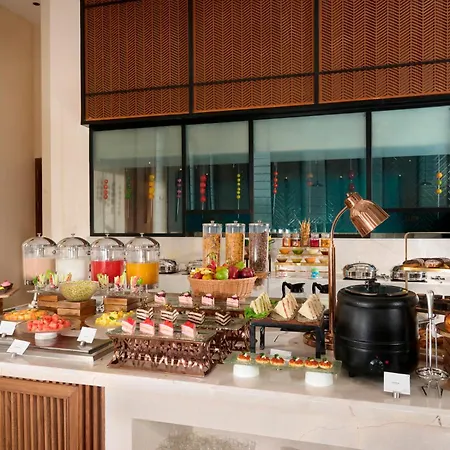 Iris Sarovar Portico-3