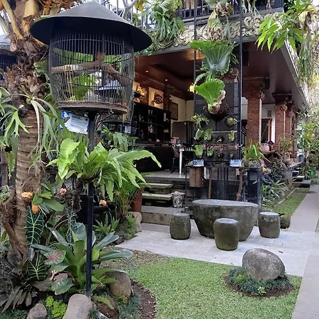 Liyer Spirit House-3