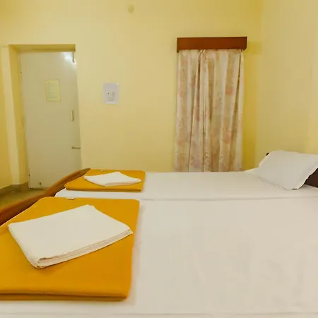Sri Ramakrishna Hotel-2