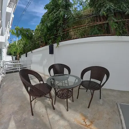 Dee Residence Phuket-3