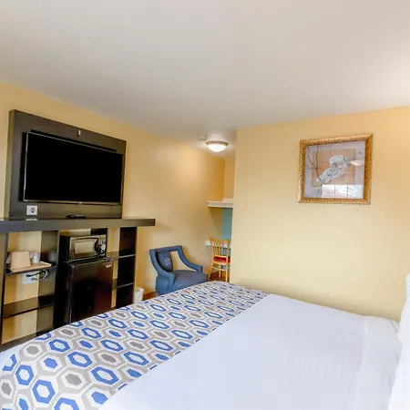 Hotel Avenida - Oceanside Camp Pendleton-2