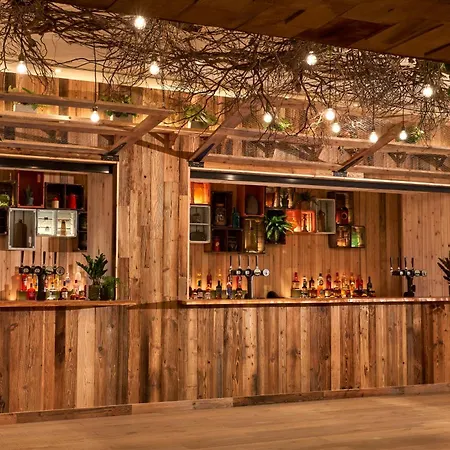 Treehouse Hotel Manchester-2