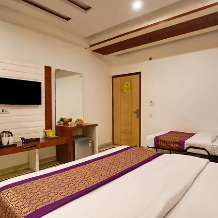 Hindustan By Backpackers Heaven - Traveller'S Choice Award 2023-24-25-26 Best Of Best Winning Hotel With Complimentary Airport Pick Up-3