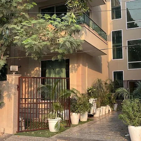 Posh Suites - Golf Course Road-2