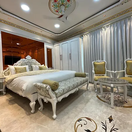 Hotel Om Stay Well-2