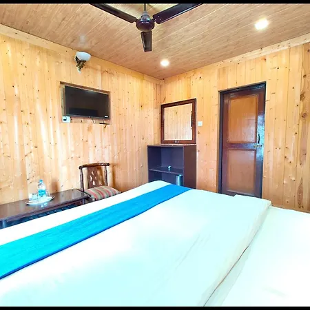 Lake View Shree # Chinar Hotel Near Lake - A Luxury Collection Of Hotel-2