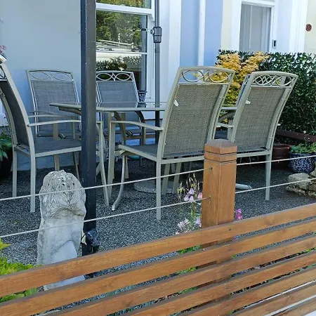 Lawnswood Guest House-3