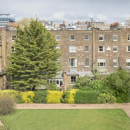 The Montague On The Gardens-3