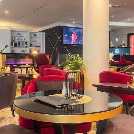 Plaza Premium Wien-2