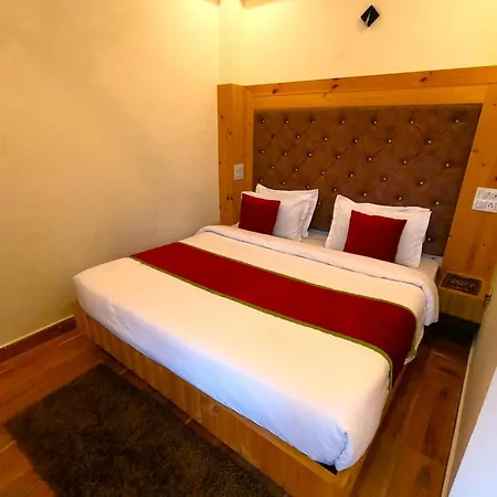 The Grand Palace Scenic Mountain View By Anvi Resort In Nainital-3