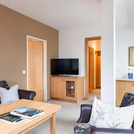 Romantik Hotel Die Gersberg Alm Mit Panoramablick Auf Salzburg Und Outdoor Pool Ab Mai-3