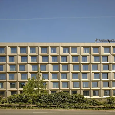 Park Plaza London, Park Royal-3