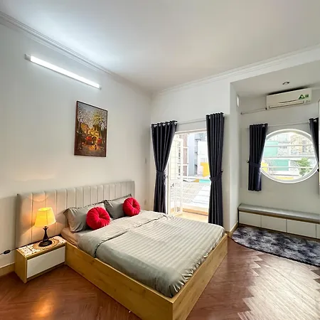 Cozy A Little Hanoi Studio - Steps To Nguyen Hue Walking Street-3