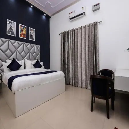 Hotel Vizima Palace - Near Wave City Center Metro Station-3