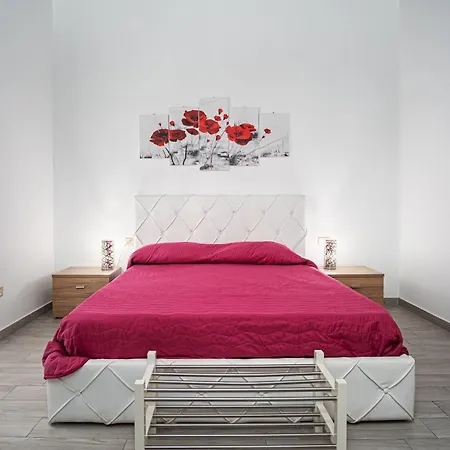 Garden House: Apartments And Rooms For Holidays-2