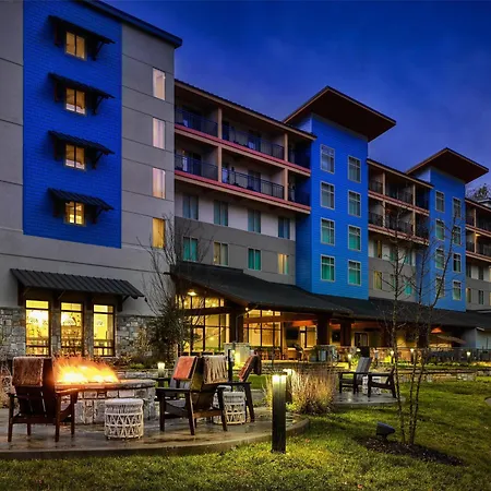 Embassy Suites By Hilton Gatlinburg Resort-2