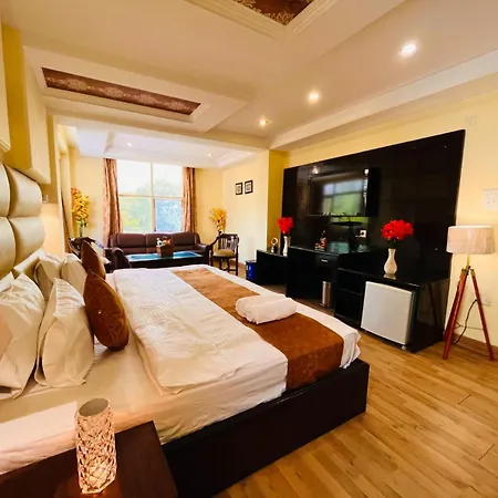 Reo Classic, Near Haridwar Railway Station & Bus Stand-2