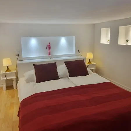 Connection Guesthouse-3