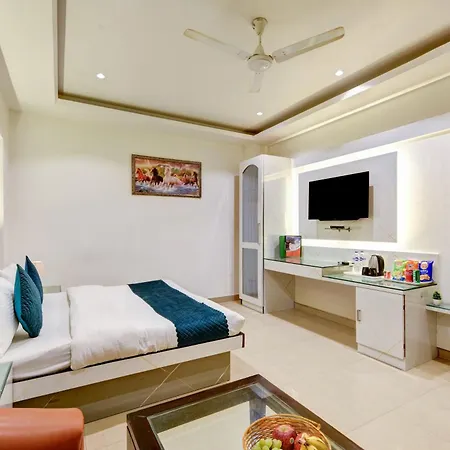Hotel Krishna Deluxe-By Rcg Hotels Near New Delhi Train Station-2