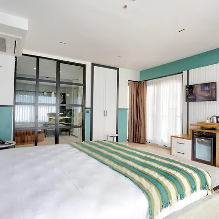 Fragments Hotel-2