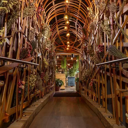 Treehouse Hotel London-3