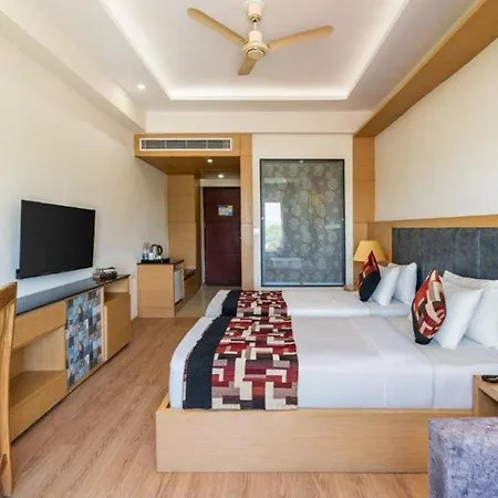 Golden Tulip Udaipur-2