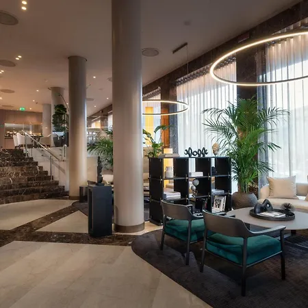 Crowne Plaza Milan City By Ihg-3