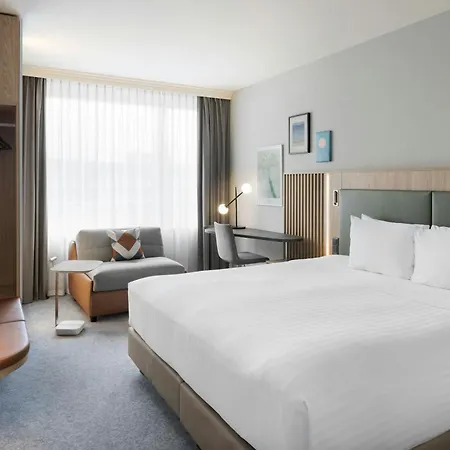 Courtyard By Marriott Zurich North-2