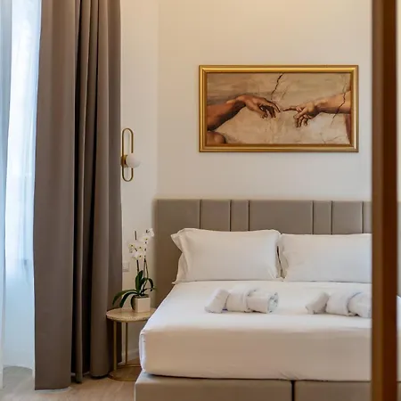 Romart Luxury Rooms-2