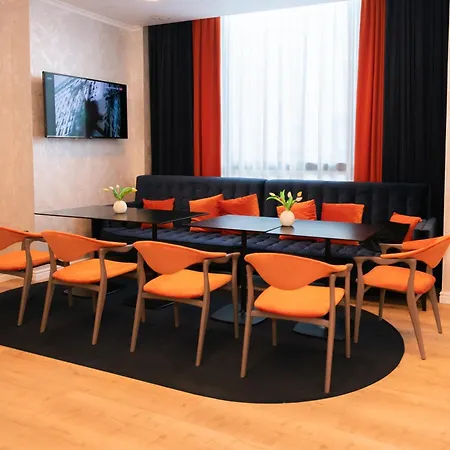 Hotel Luxe-3